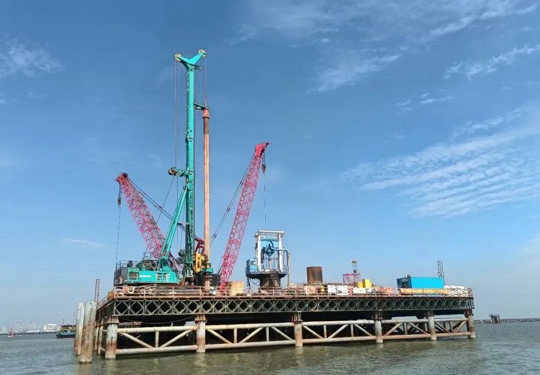 乘风破浪的旋挖钻机！山河智能助建澳氹第四跨海大桥